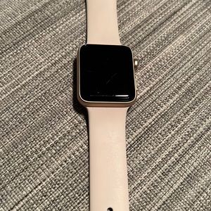 Apple Watch Series 3 42 mm aluminum